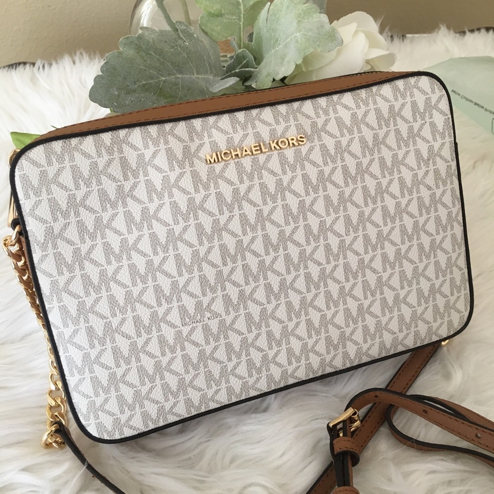 New Michael Kors large vanilla Crossbody shoulder bag - Picture 3 of 8